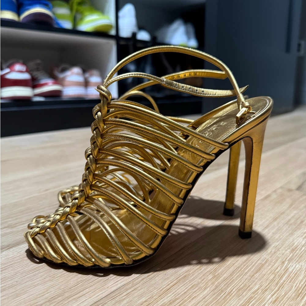 Gucci gold strappy heels sz 37